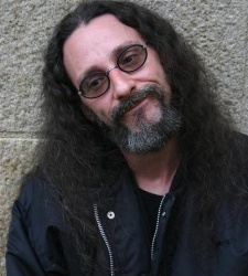 © L. Melikian 2005